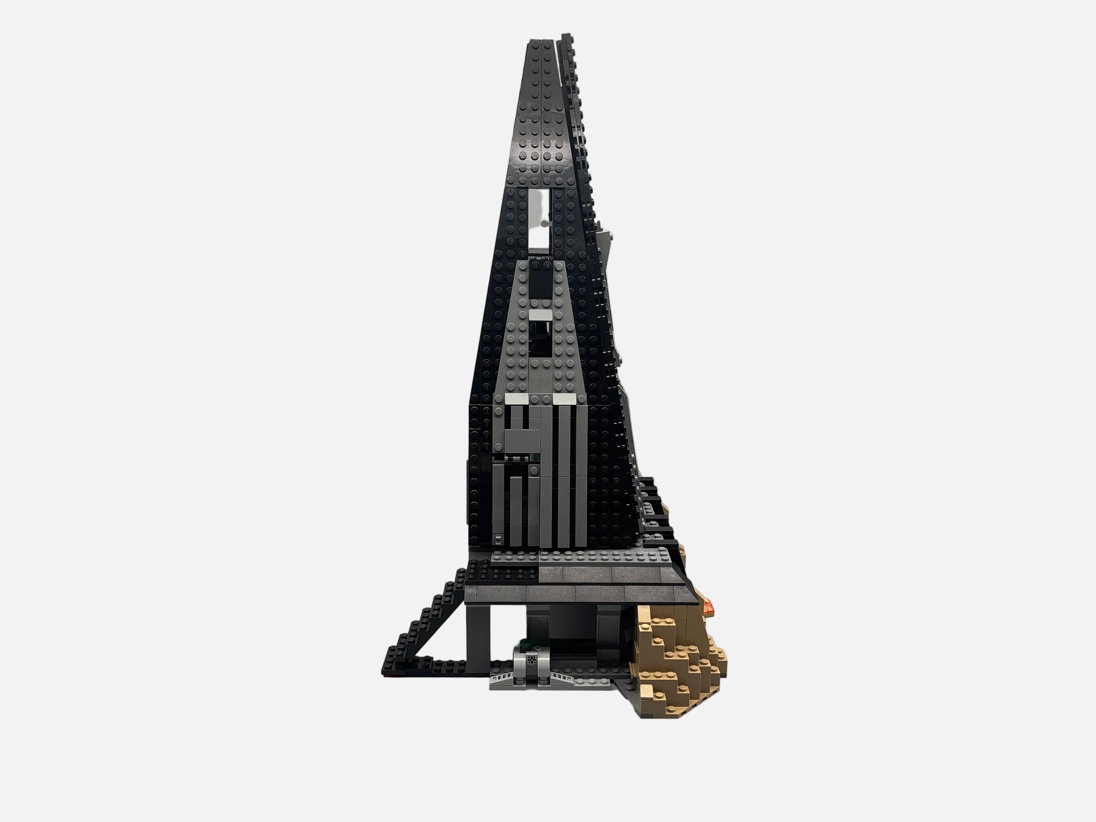LEGO® Star Wars™ 75251 – Darth Vader’s Castle™