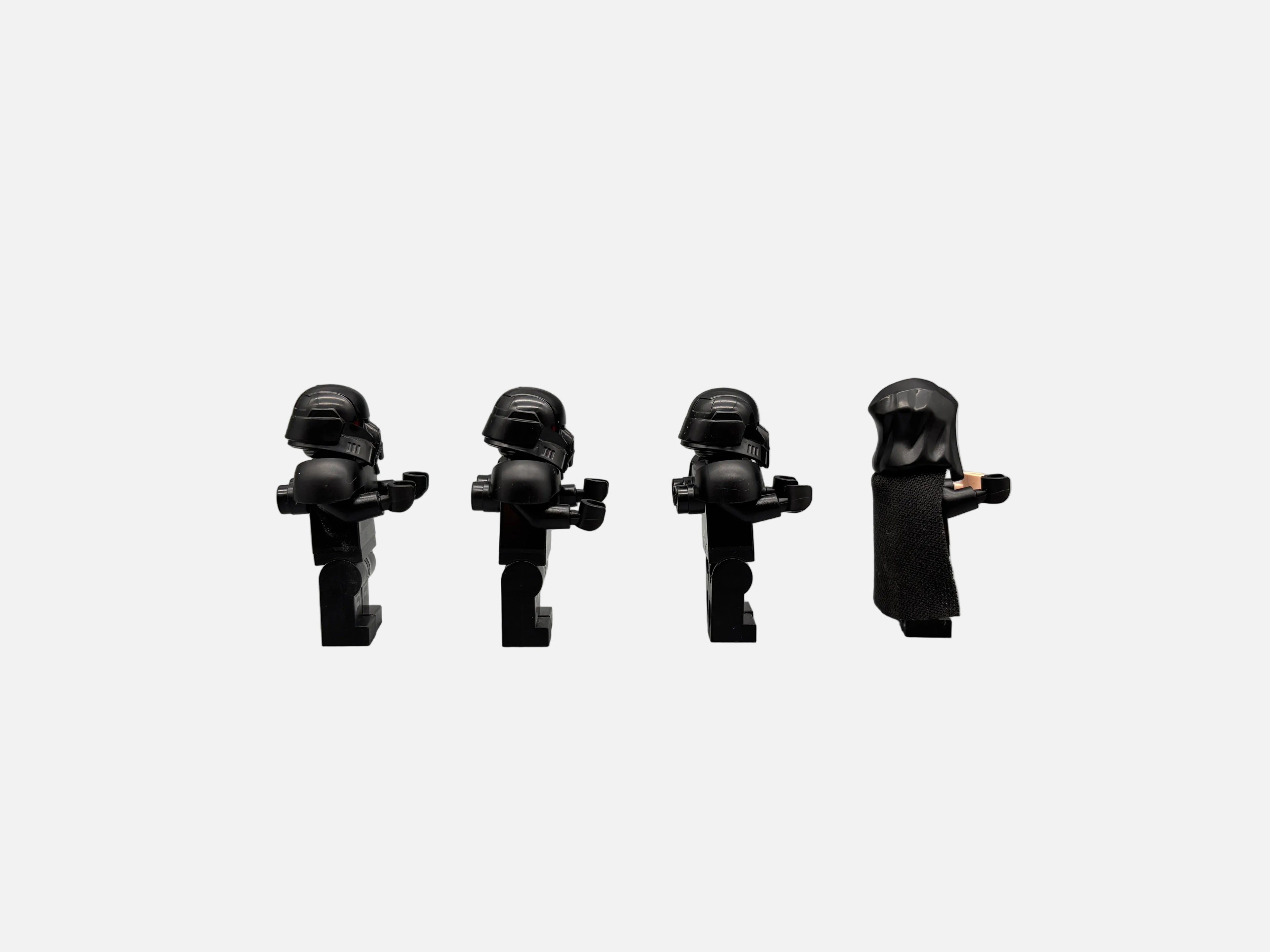 LEGO® Star Wars™ 75324 - Angriff der Dark Trooper